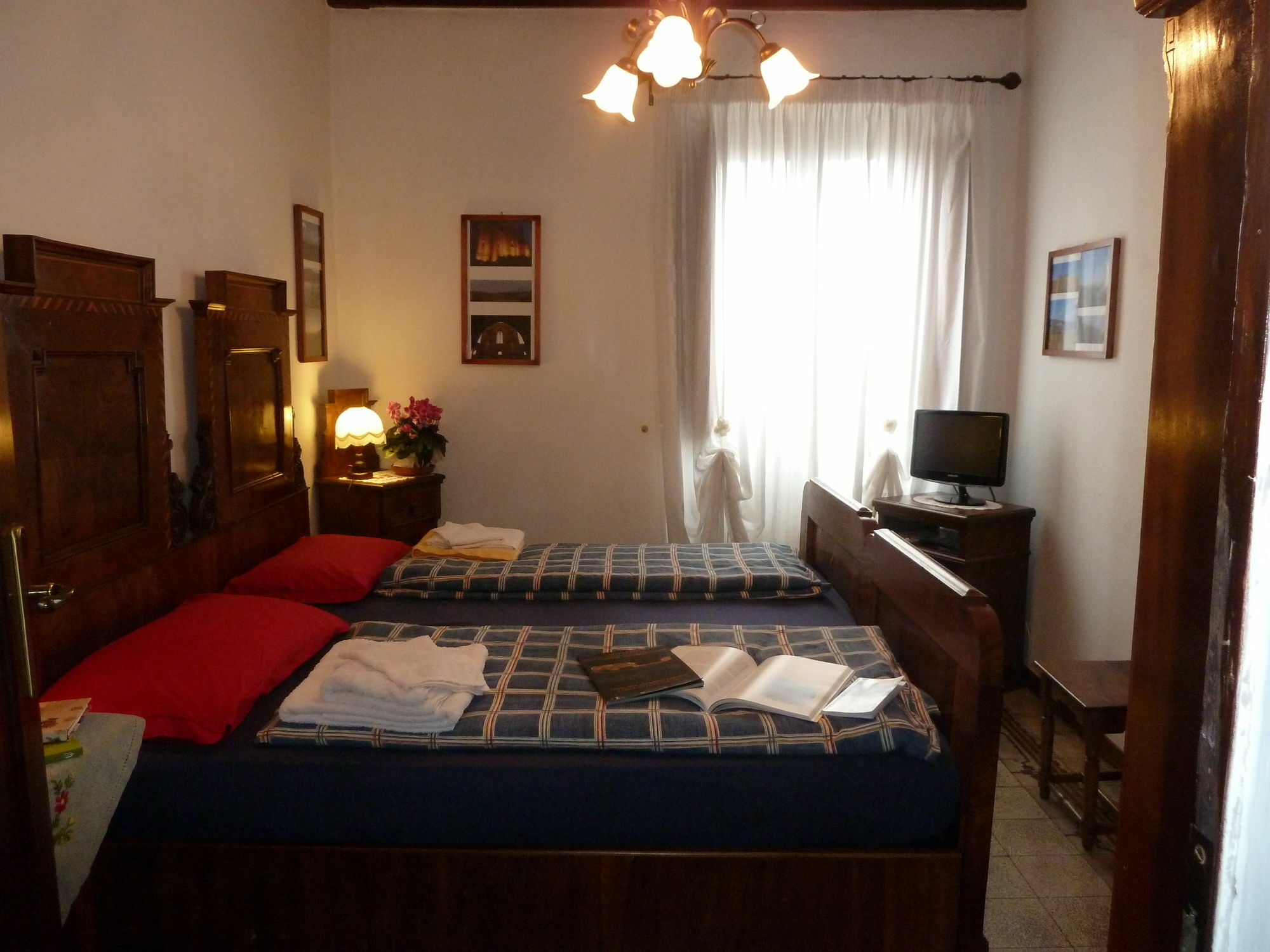 B&B Gabri กอร์โตนา ภายนอก รูปภาพ