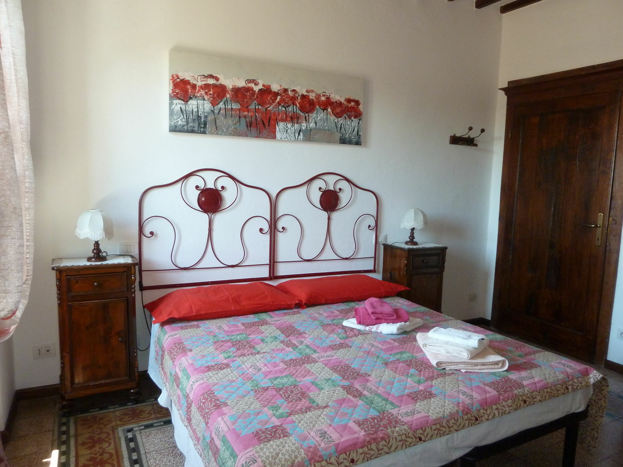 B&B Gabri กอร์โตนา ภายนอก รูปภาพ
